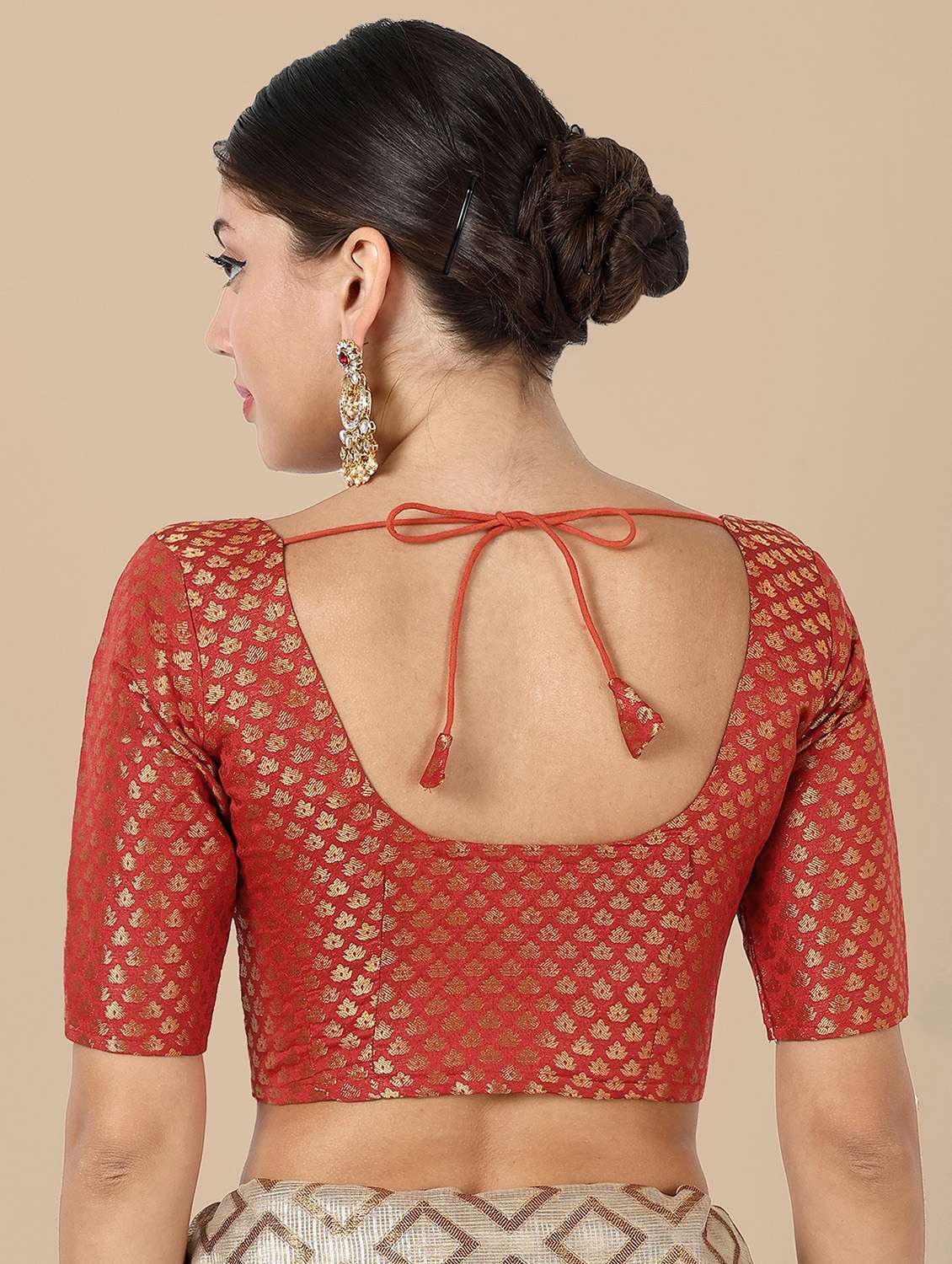 women self design round neck stitched blouse - 22505292 -  Standard Image - 3