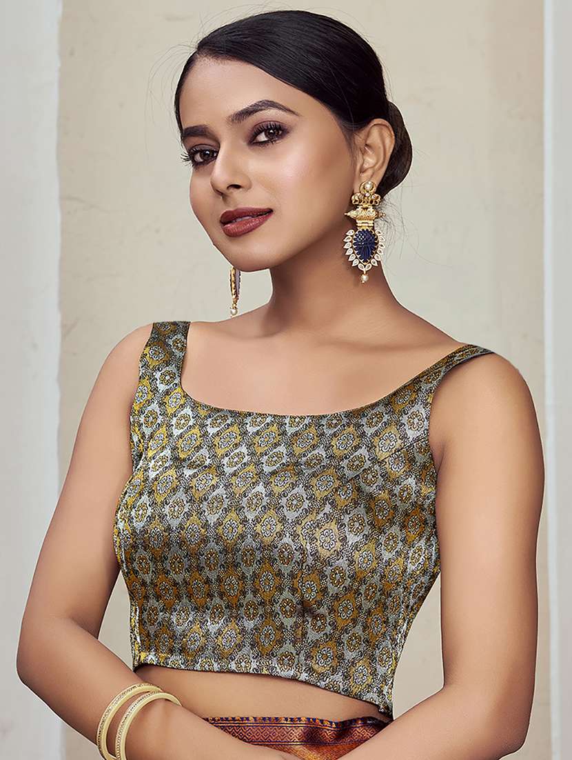 women self design sleeveless stitched blouse