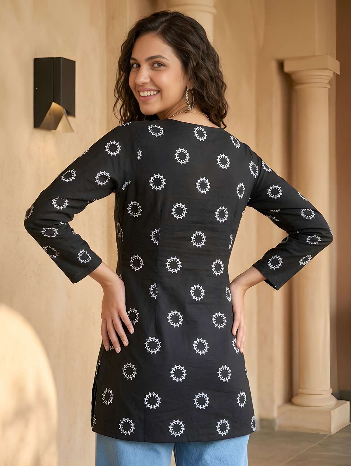 women printed halter neck ethnic top - 22505317 -  Standard Image - 3