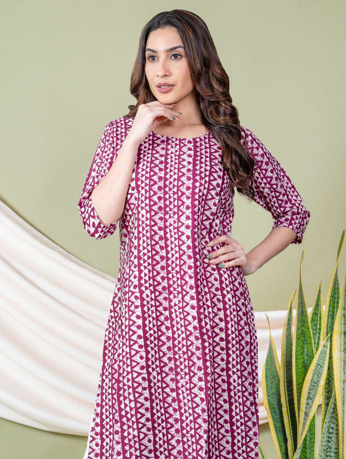 women printed round neck straight kurta - 22505352 -  Standard Image - 5