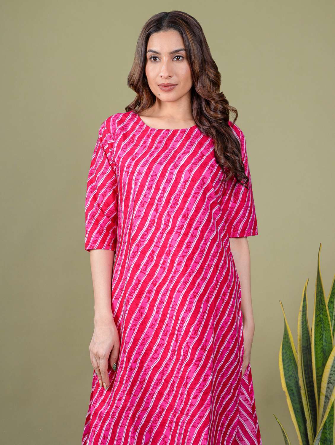 women printed round neck straight kurta - 22505369 -  Standard Image - 5