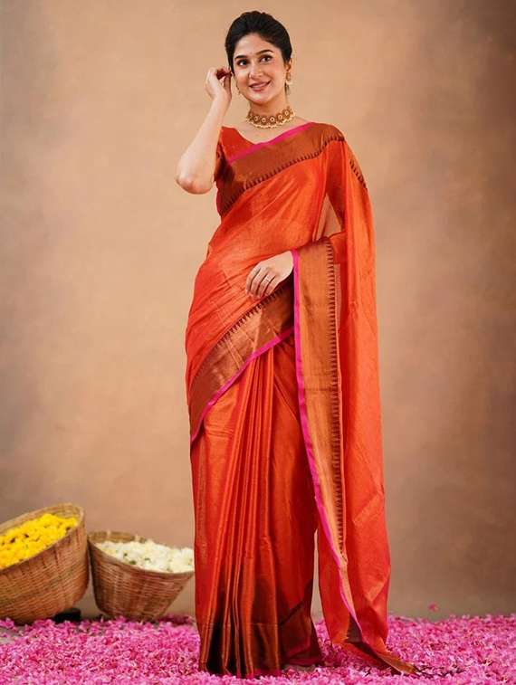 women solid with bordered saree with blouse