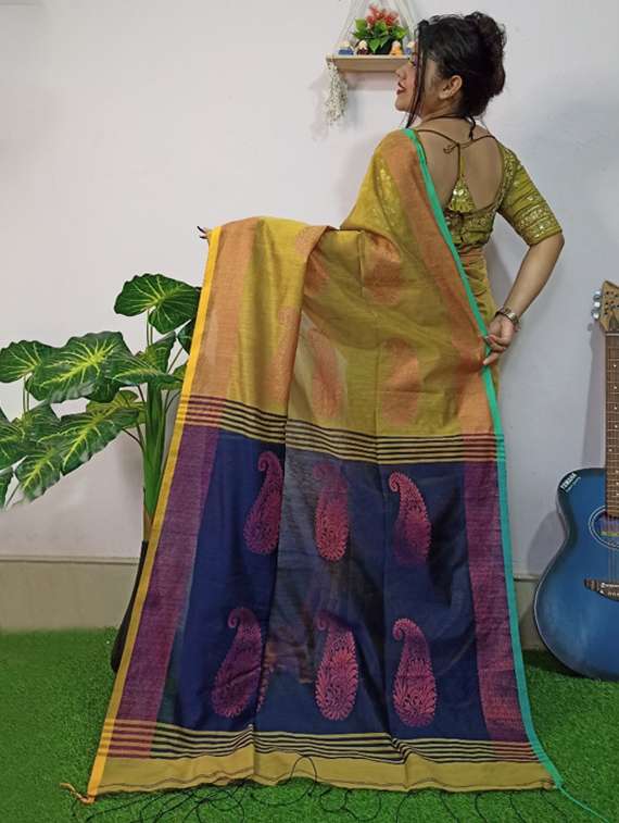 women self design bordered saree with blouse - 22505410 -  Standard Image - 3
