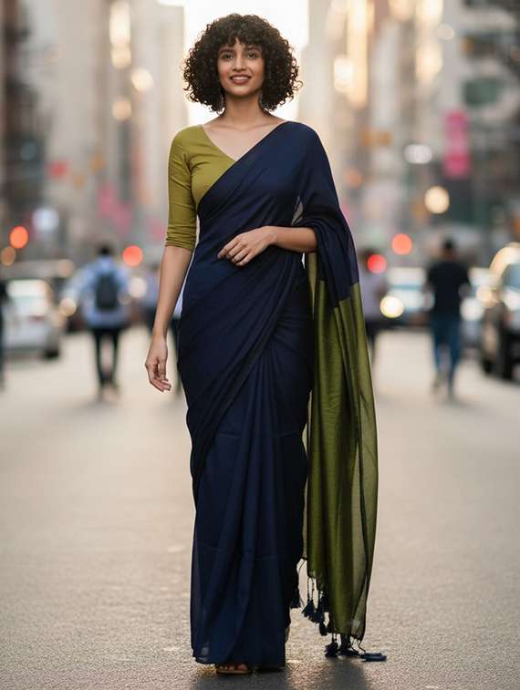 women solid handloom saree with blouse