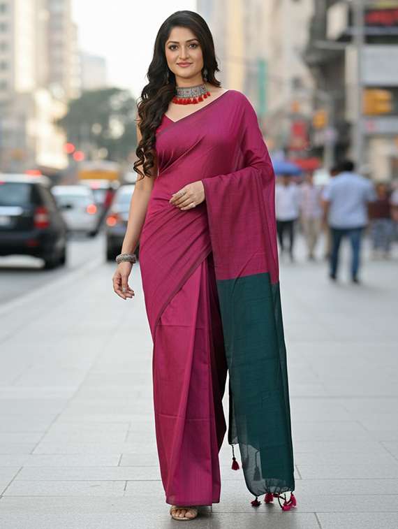 women solid handloom saree with blouse