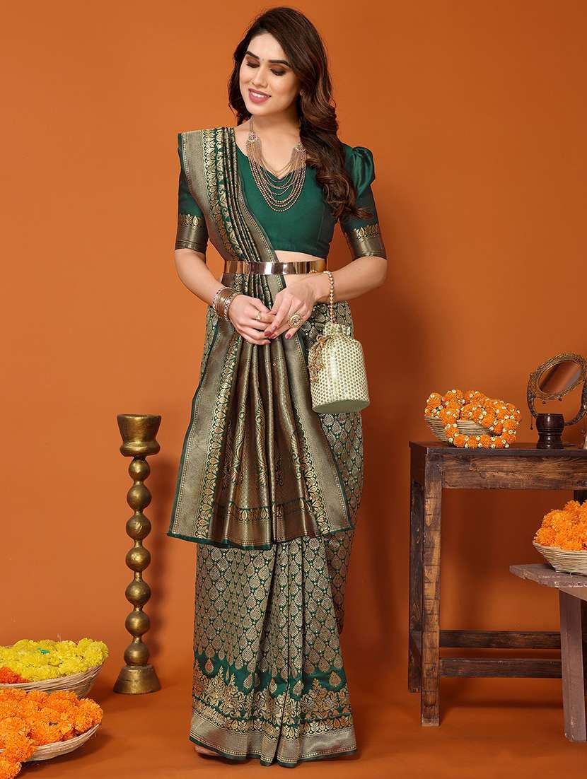 women self design banarasi saree with blouse
