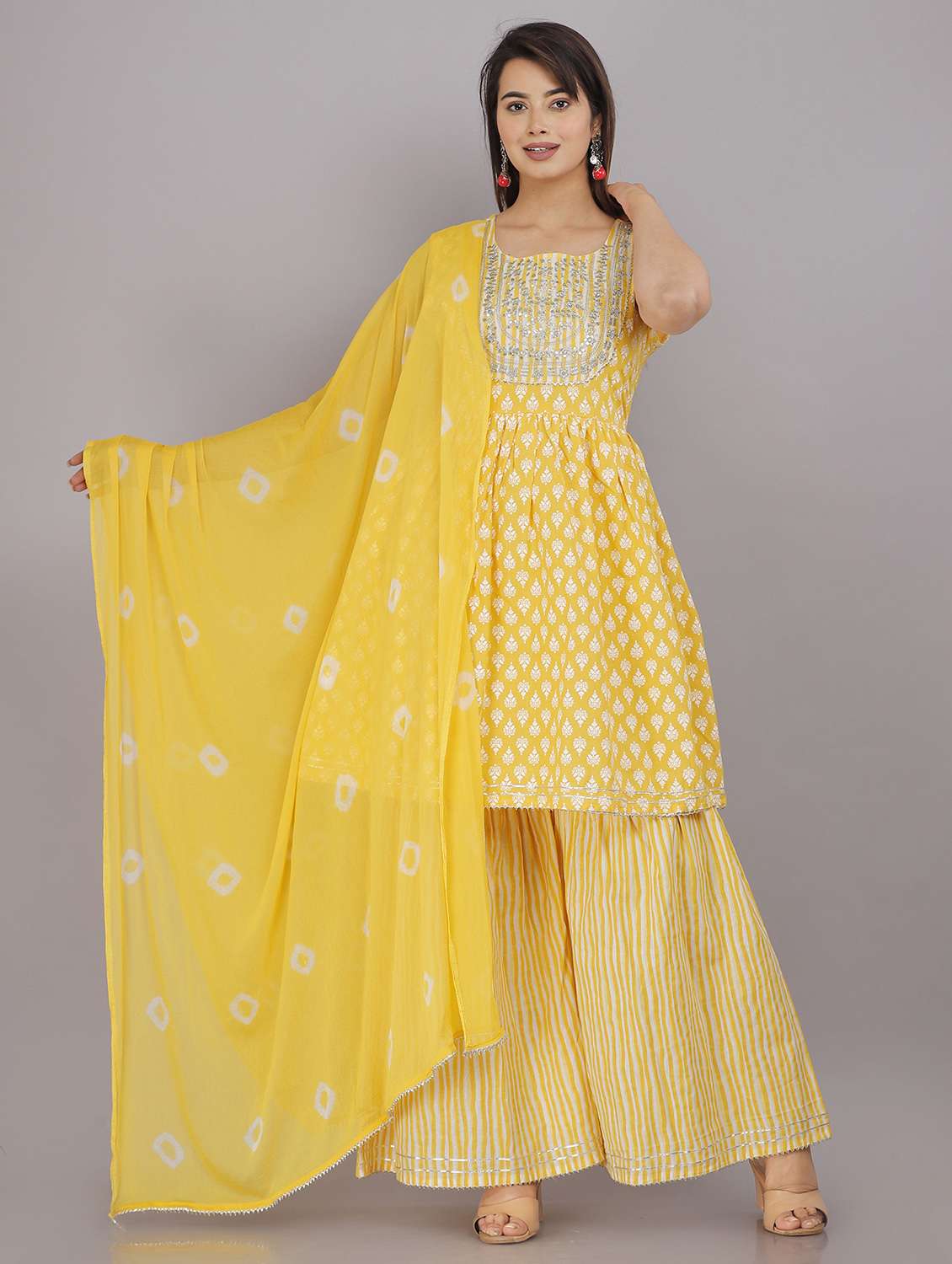 women printed sleeveless kurta sharara with dupatta set