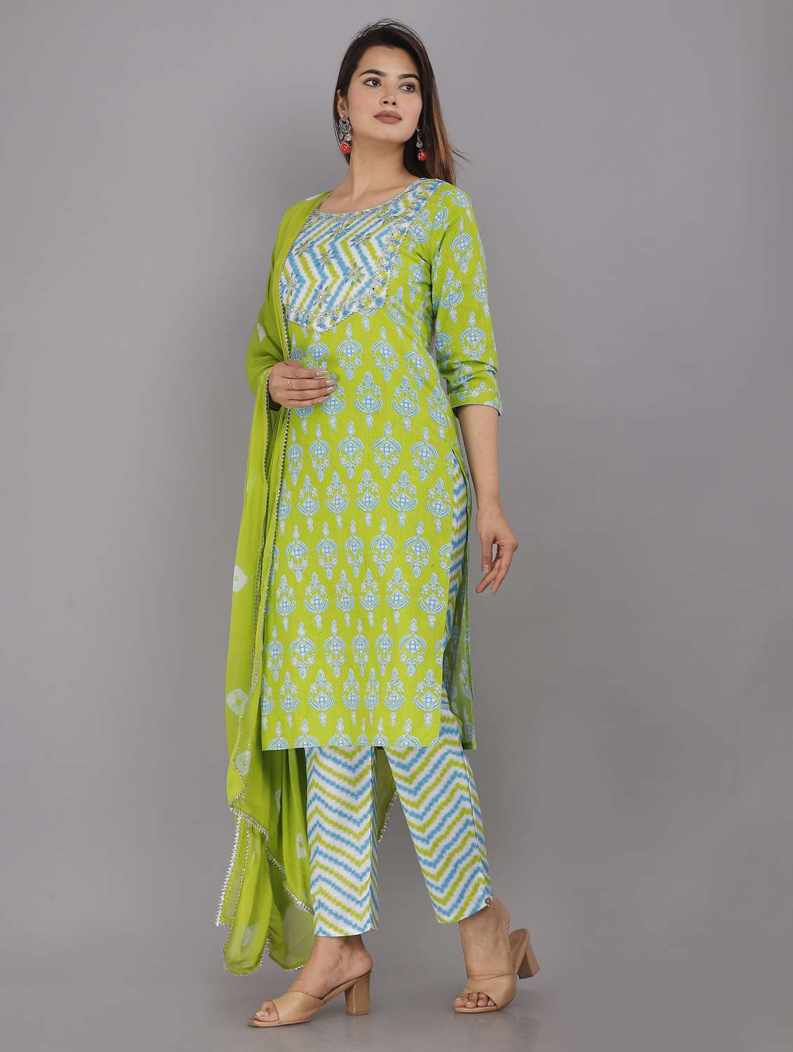 women printed three quarter sleeve kurta pant with dupatta set - 22505841 -  Standard Image - 3
