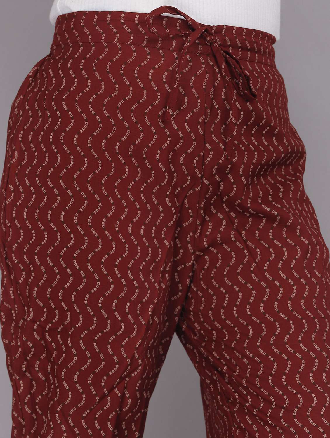 women printed three quarter sleeve kurta pant with dupatta set - 22505844 -  Standard Image - 3