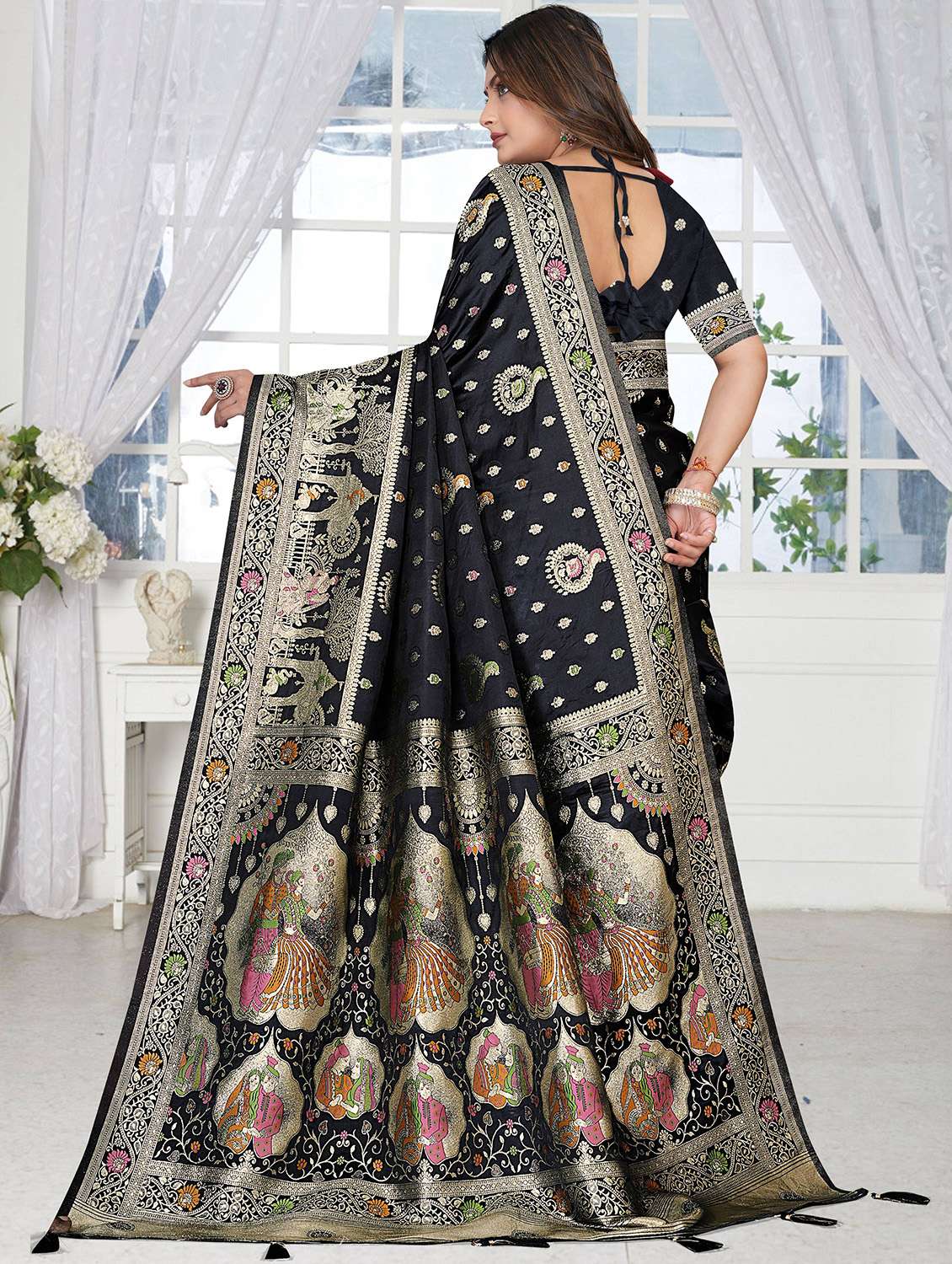 women self design banarasi saree with blouse - 22505957 -  Standard Image - 3
