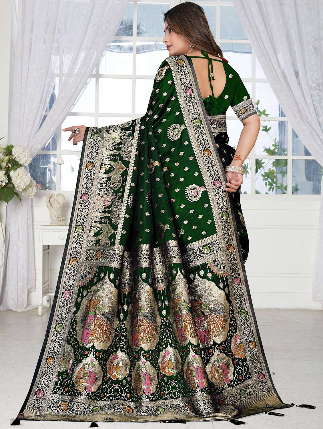 women self design banarasi saree with blouse - 22505958 -  Standard Image - 3