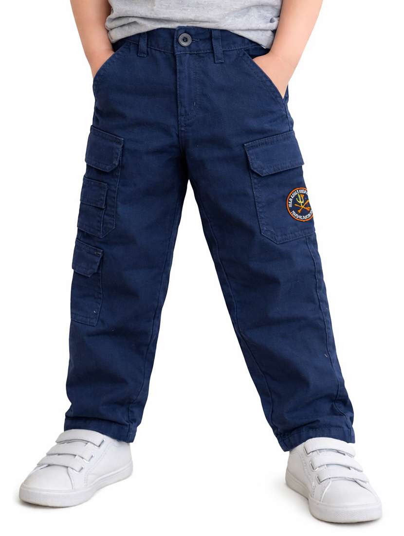 boys solid mid rise cargo pant