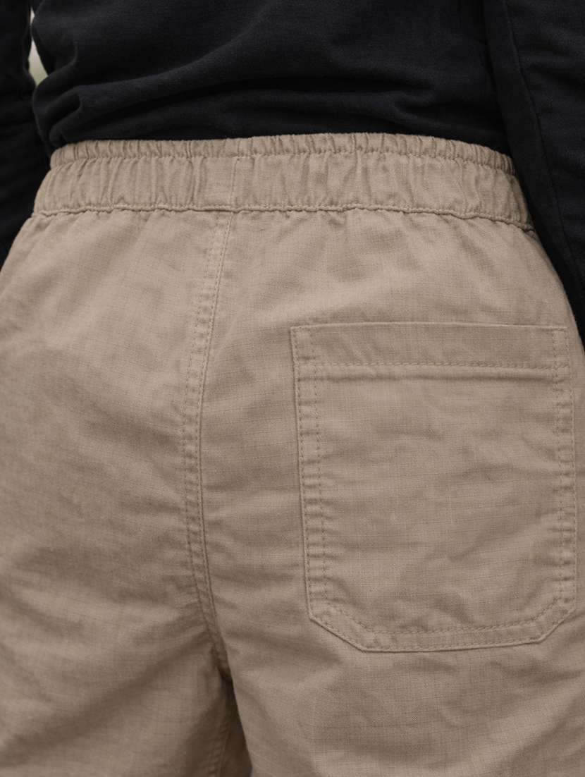 boys solid mid rise cargo pant - 22505990 -  Standard Image - 5