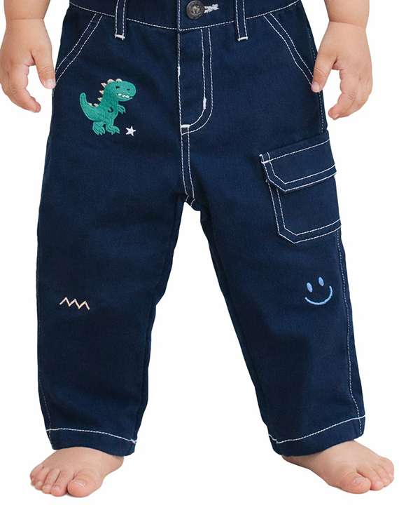 boys solid mid rise straight jeans