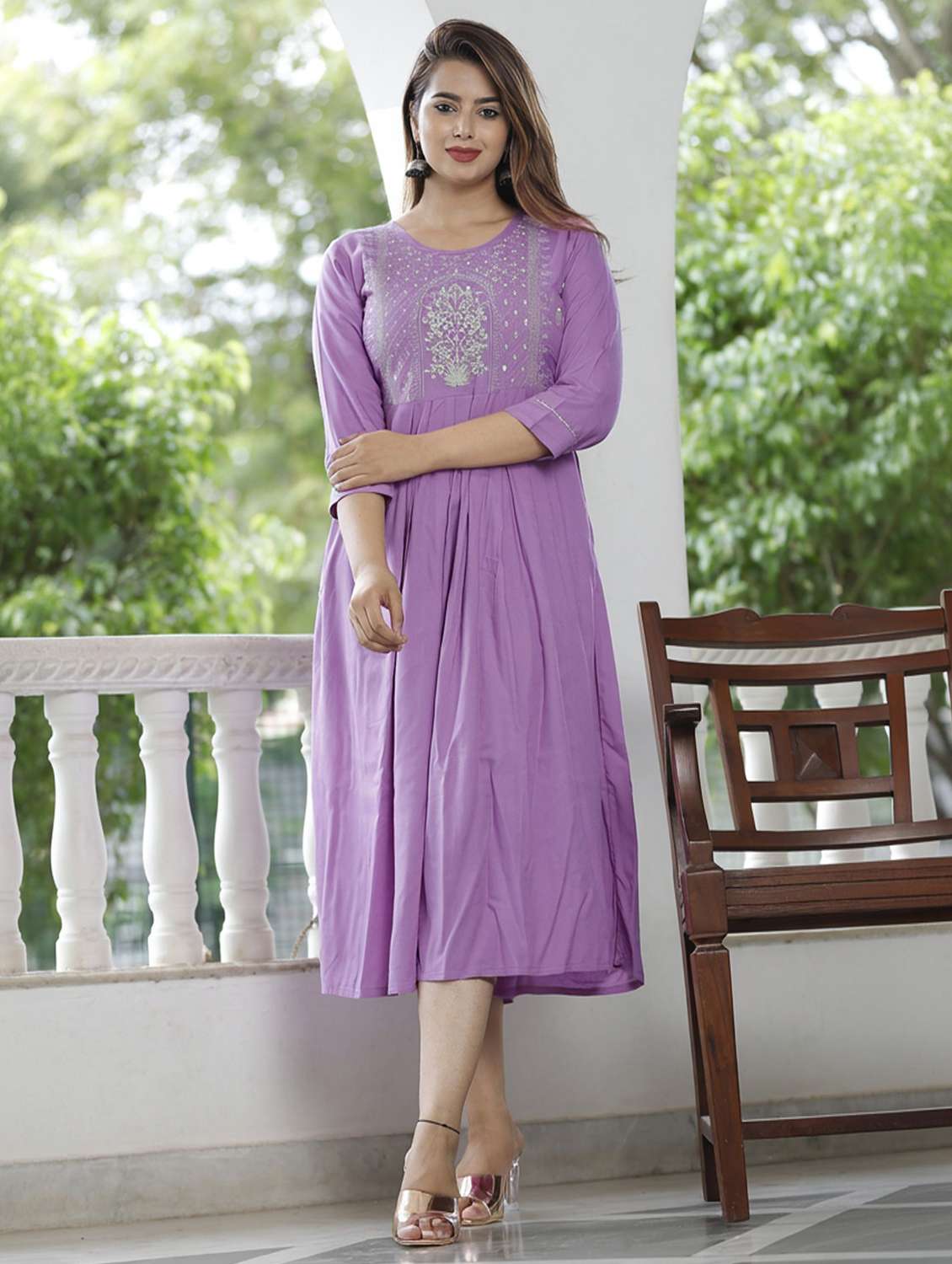 women embroidered three quarter sleeve flared kurta