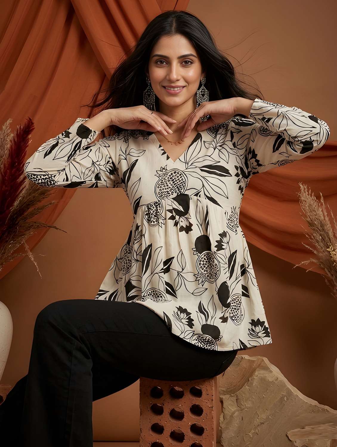 women printed v neck a-line kurti - 22506428 -  Standard Image - 3