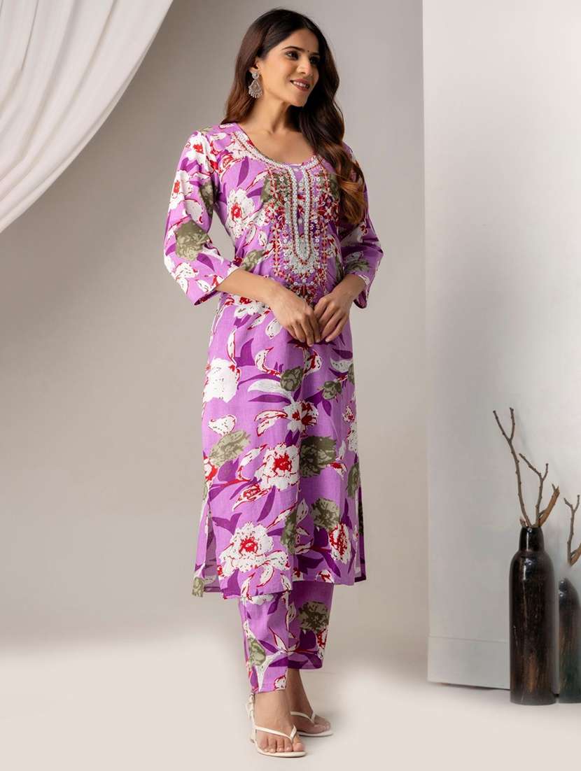 women printed three quarter sleeve kurta pant set - 22507535 -  Standard Image - 3