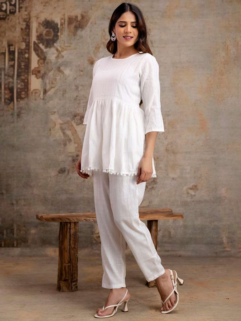 women self design round neck co-ord set - 22507547 -  Standard Image - 3