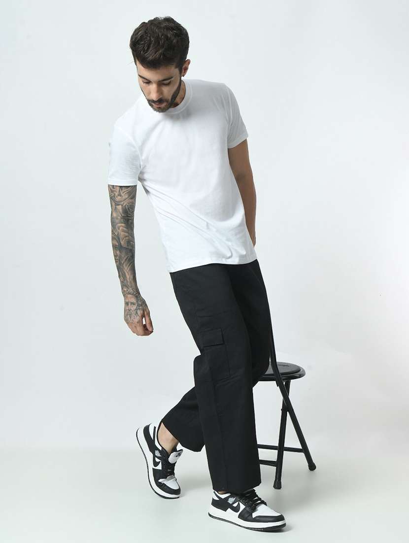 men solid mid rise regular fit cargo  - 22507641 -  Standard Image - 3