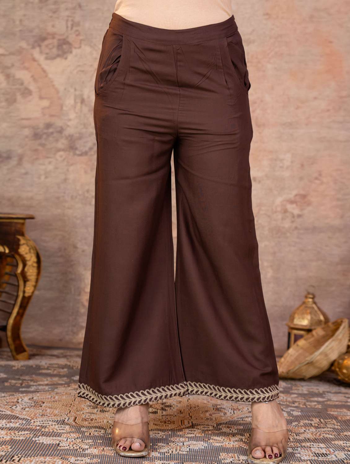 women embroidered sleeveless ethnic co-ord set - 22507812 -  Standard Image - 5