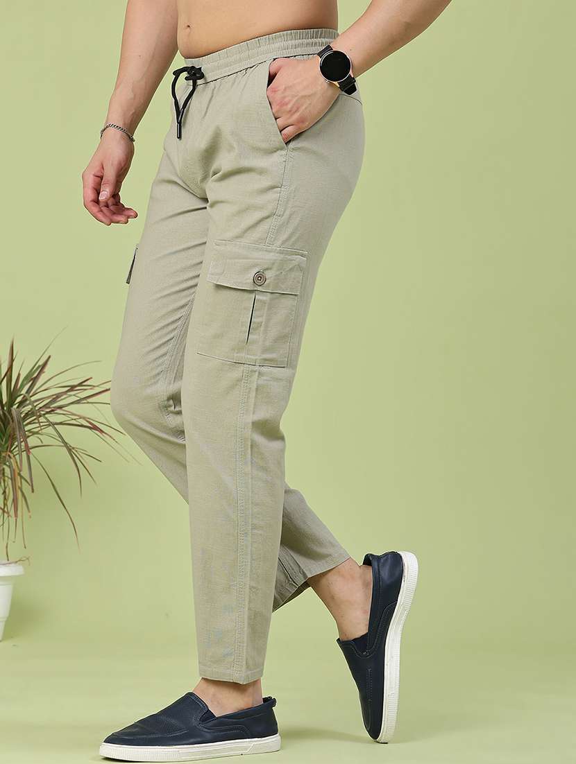 men solid mid rise regular fit cargo  - 22510659 -  Standard Image - 3