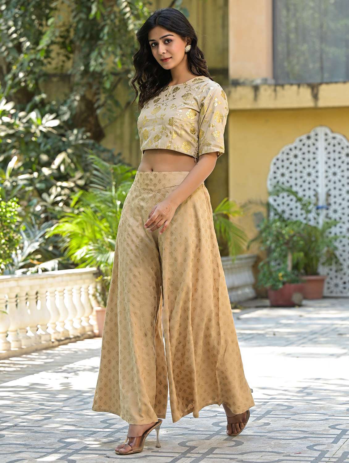 women self design round neck crop ethnic top