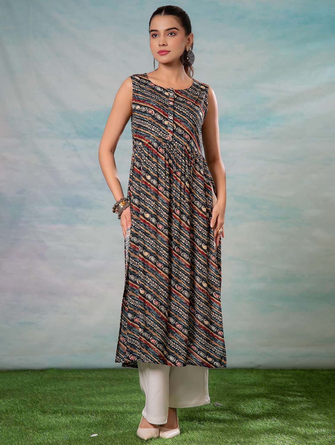 women printed round neck a-line kurta