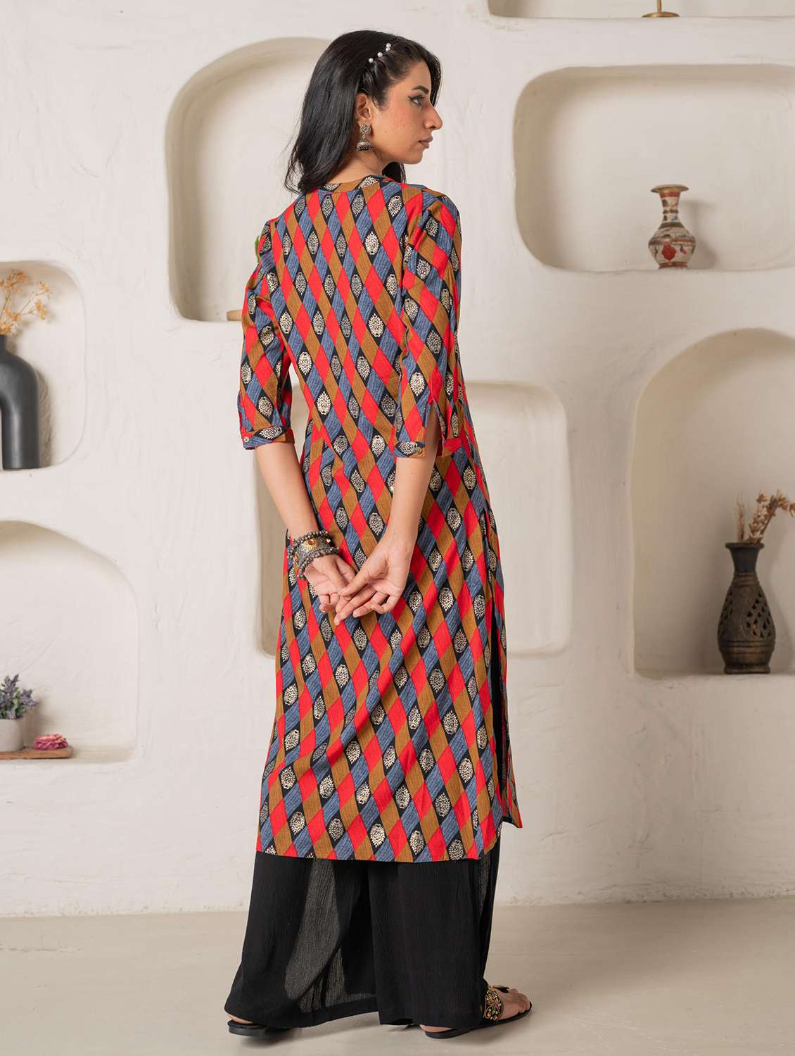 women printed mandarin neck straight kurta - 22511206 -  Standard Image - 3