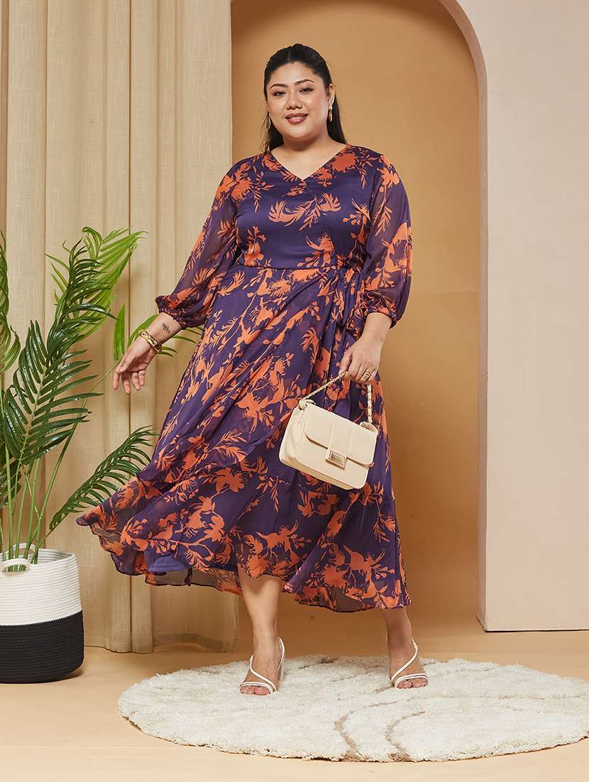 women printed three quarter sleeves wrap dress