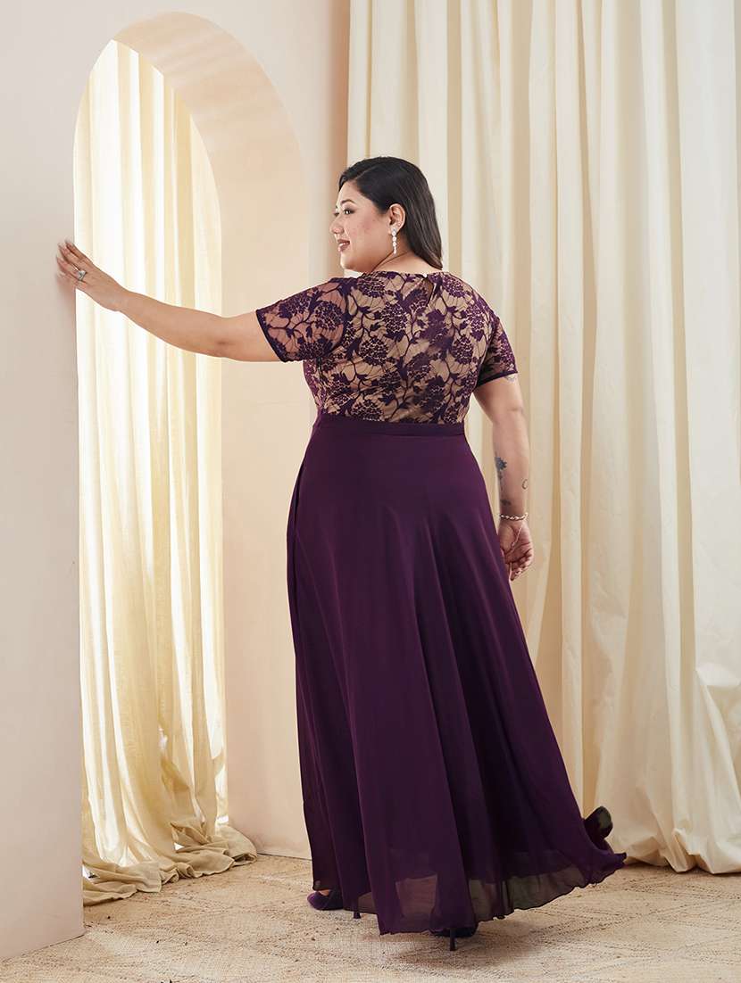 women self design round neck gown - 22511468 -  Standard Image - 3