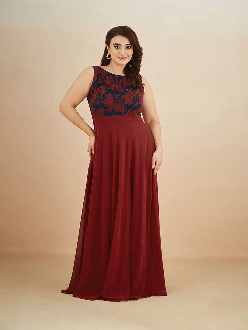 women self design sleeveless fit and flare dress 