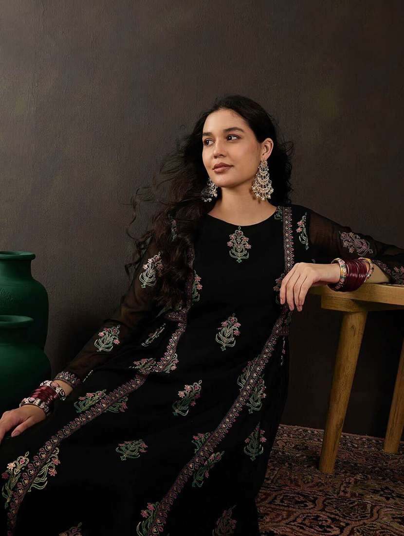 women embroidered long sleeve kurta pant set - 22511763 -  Standard Image - 3
