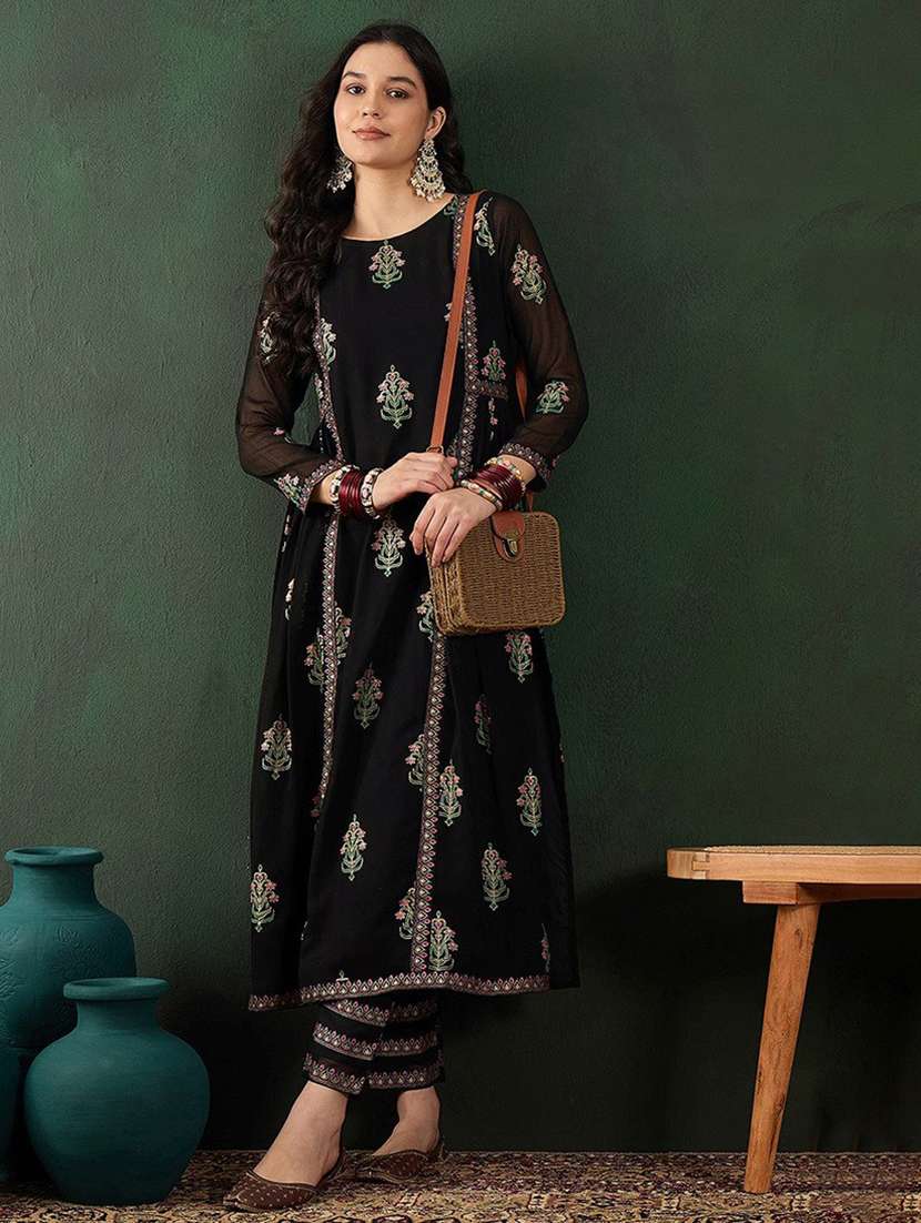 women embroidered long sleeve kurta pant set