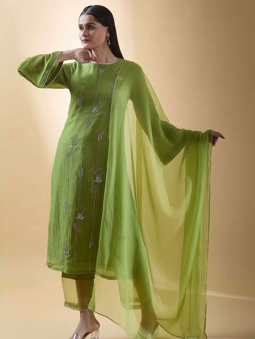 women embroidered bell sleeve kurta pant with dupatta set