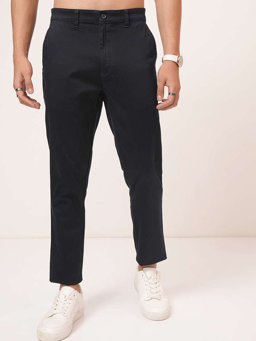men solid mid rise flat front casual trouser