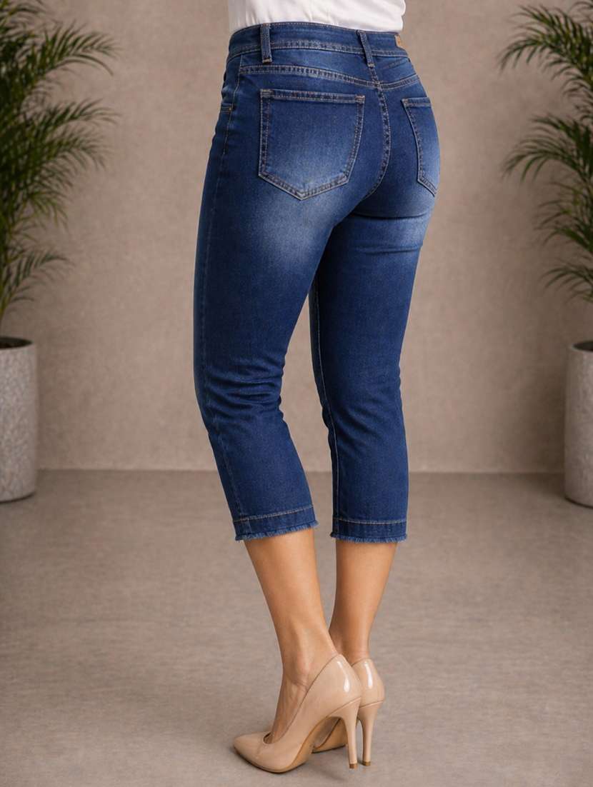 women washed mid rise regular capri - 22511942 -  Standard Image - 3