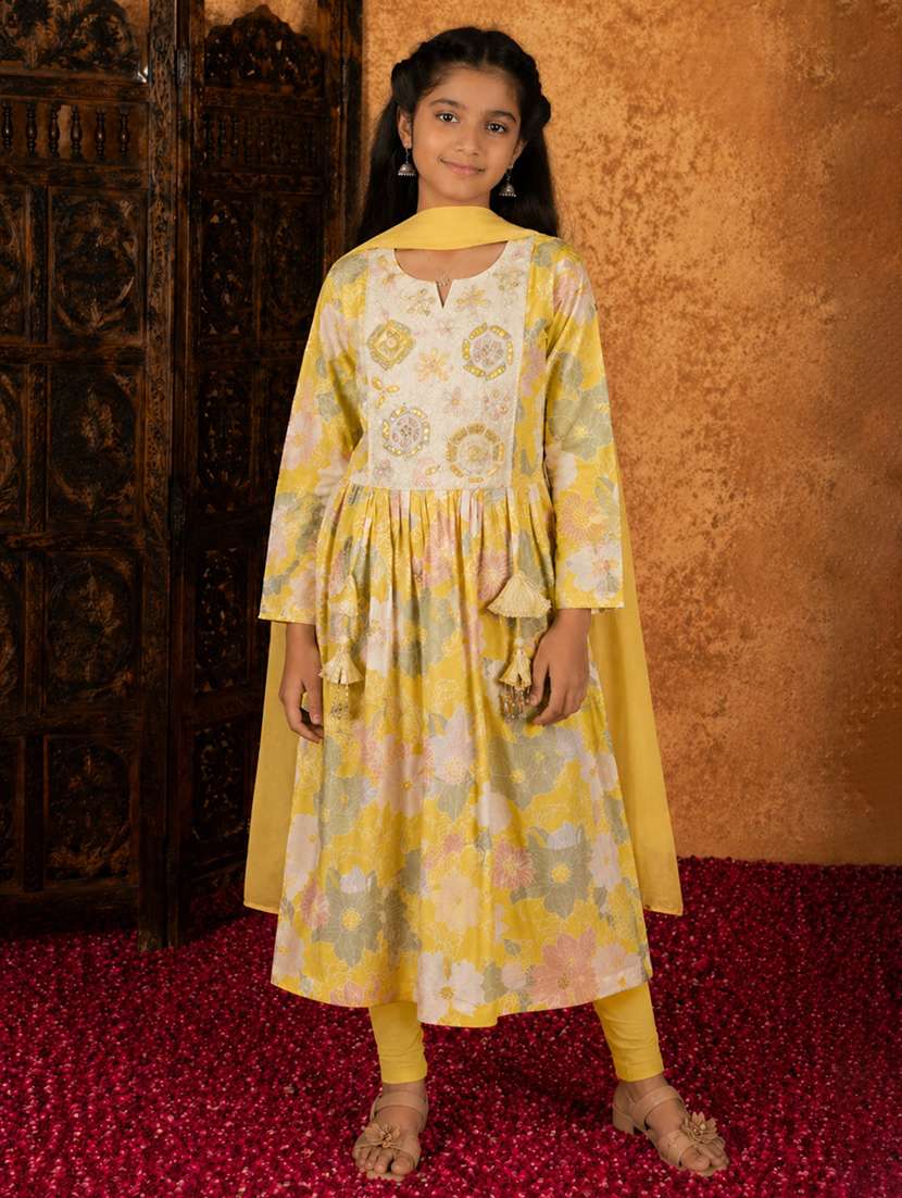 girls printed long sleeves flared kurta