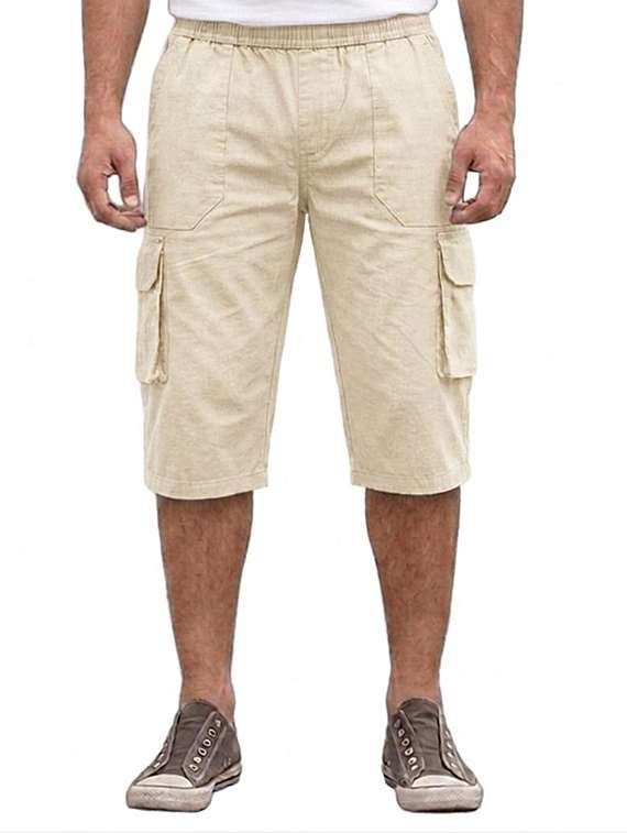 men solid mid rise regular fit three fourth cargo shorts