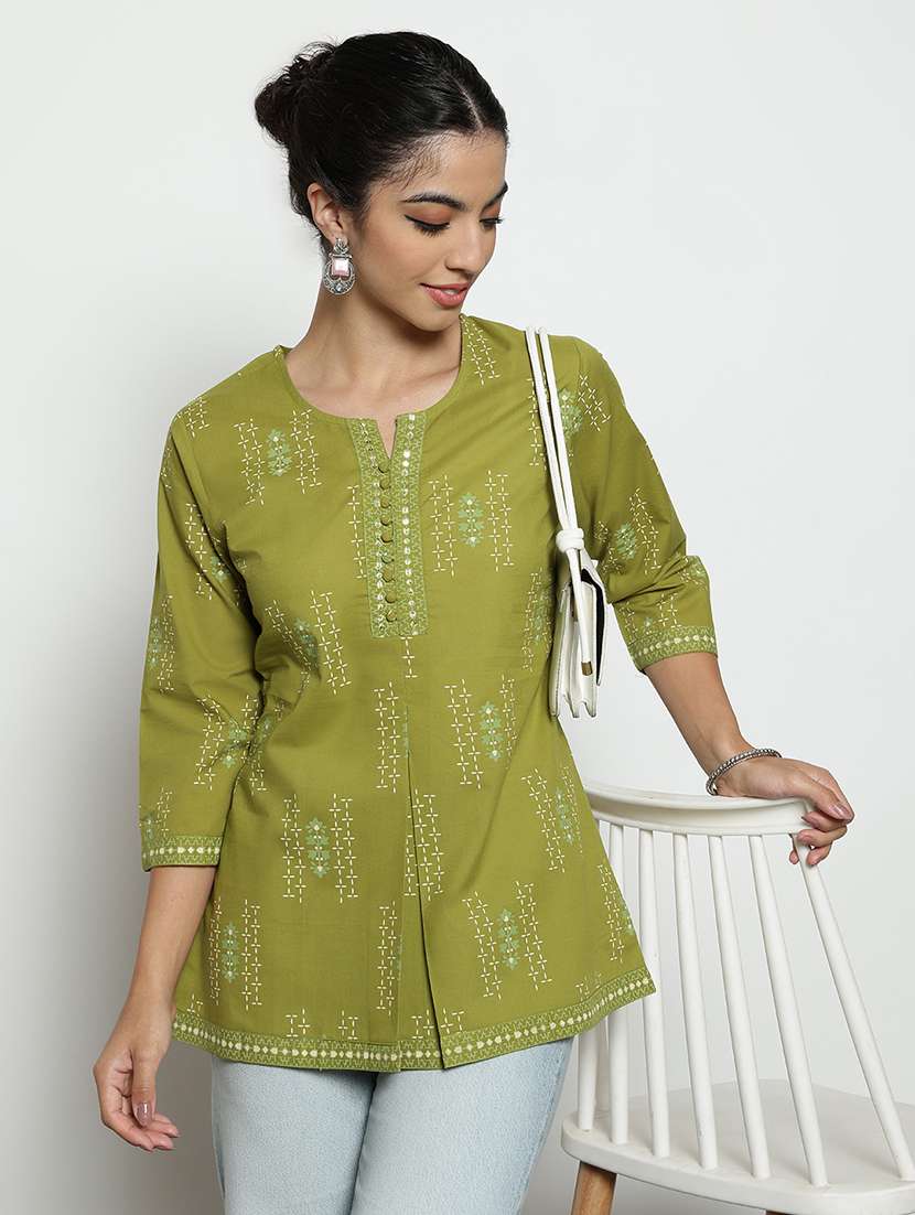 women printed three quarter sleeves a-line tunic