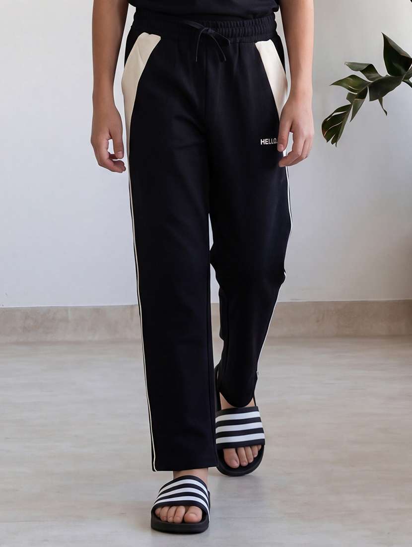 boys side taped mid rise regular track pant