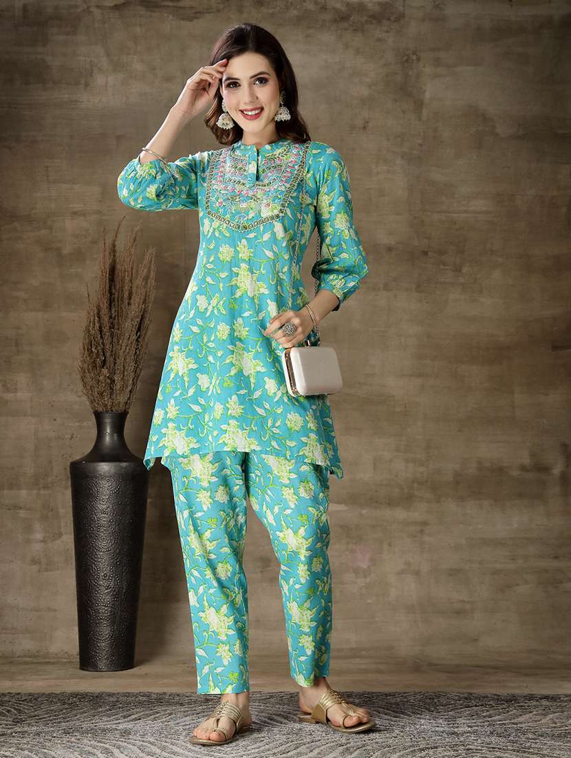 women floral three quarter sleeve ethnic co-ord set