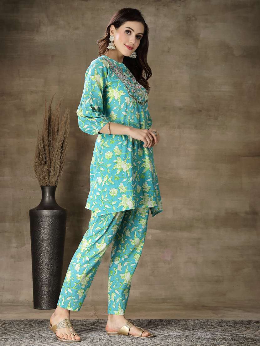 women floral three quarter sleeve ethnic co-ord set - 22512946 -  Standard Image - 5