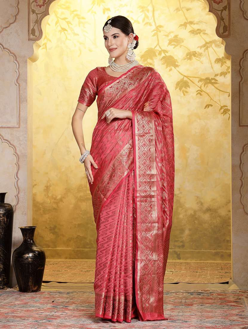 women self design banarasi saree