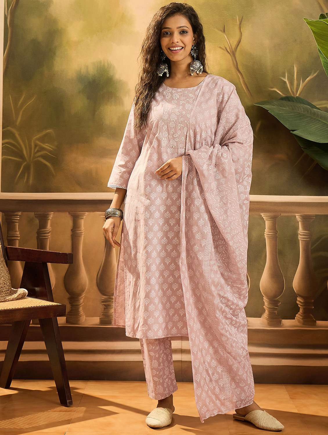 women printed three quarter sleeve kurta pant with dupatta set