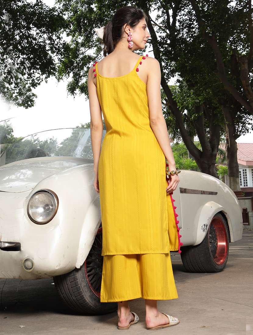 women self design shoulder strap kurta palazzo set - 22513556 -  Standard Image - 3