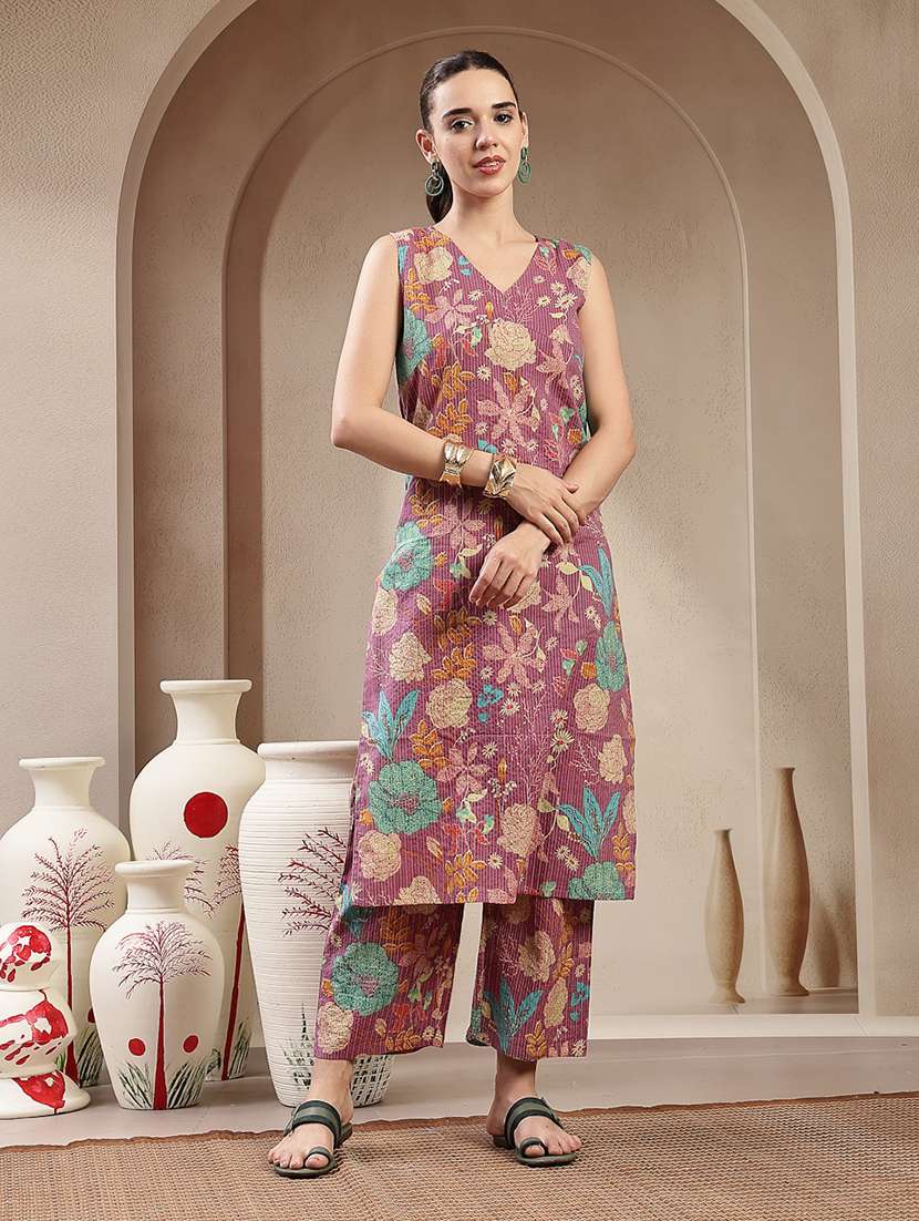 women printed sleeveless kurta and pant set - 22513686 -  Standard Image - 3