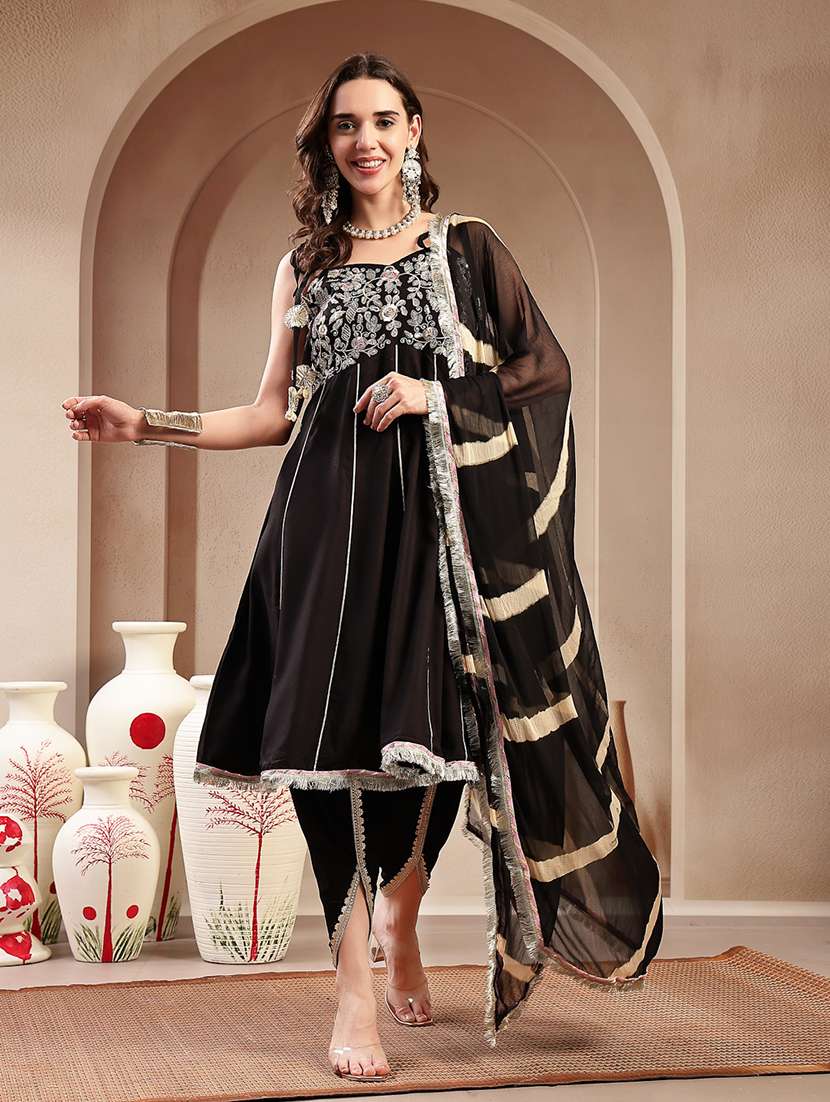 women embroidered sleeveless kurta and dhoti set with dupatta