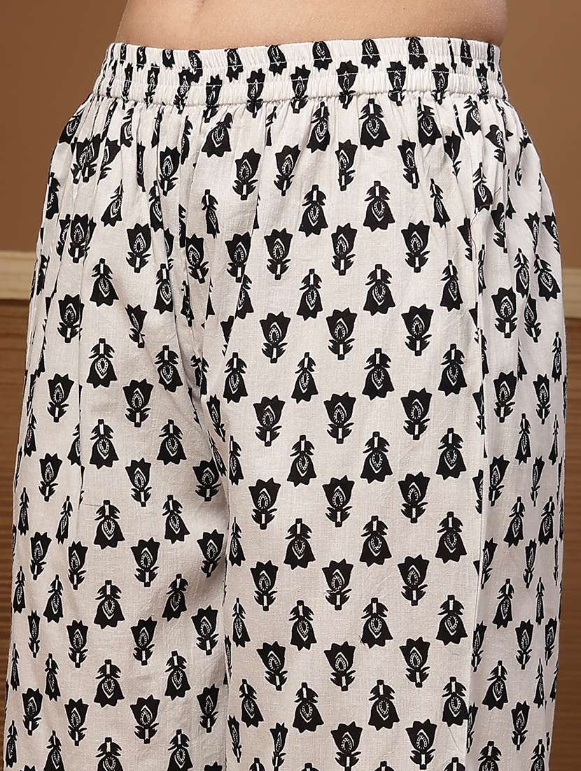 women printed sleeveless kurta and palazzo set with dupatta - 22513823 -  Standard Image - 5