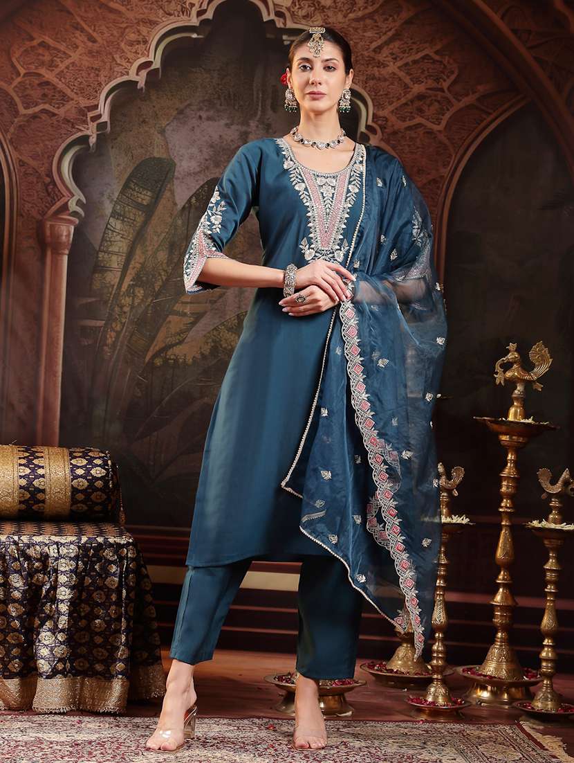 women embroidered round neck kurta and pant set with dupatta