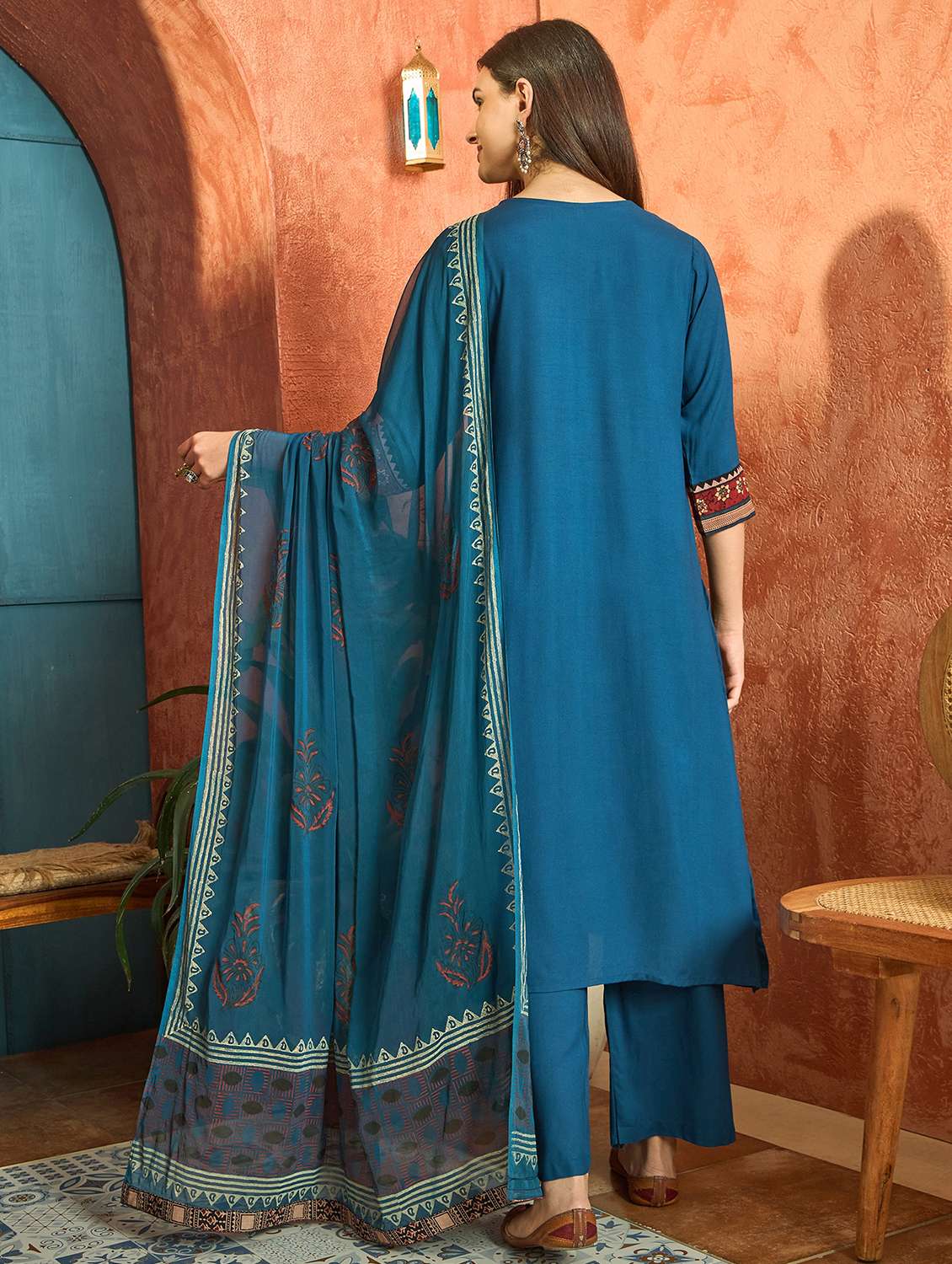 women printed square neck kurta and palazzo set with dupatta - 22513843 -  Standard Image - 3